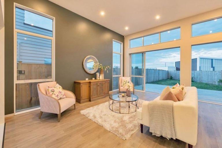 Photo of property in 47 Lockheed Street, Hobsonville, Auckland, 0618