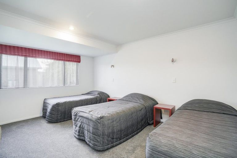 Photo of property in 8a-d Tay Street, Turnbull Thomson Park, Invercargill, 9810