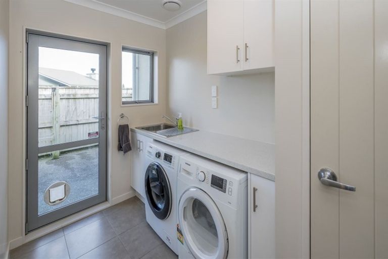Photo of property in 26 Okarito Avenue, Levin, 5510