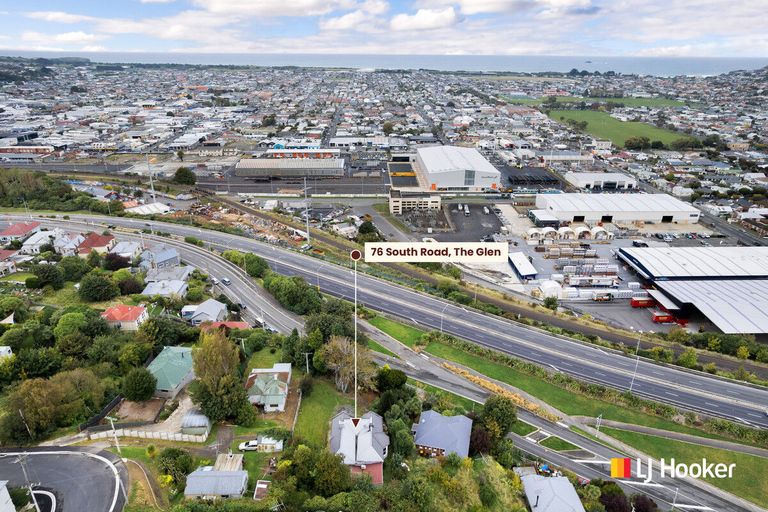 Photo of property in 76 South Road, The Glen, Dunedin, 9011