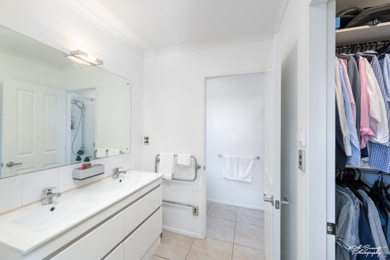 Photo of property in 258a Fergusson Drive, Heretaunga, Upper Hutt, 5018