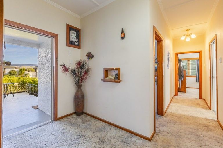 Photo of property in 11 Cassino Crescent, Onekawa, Napier, 4110