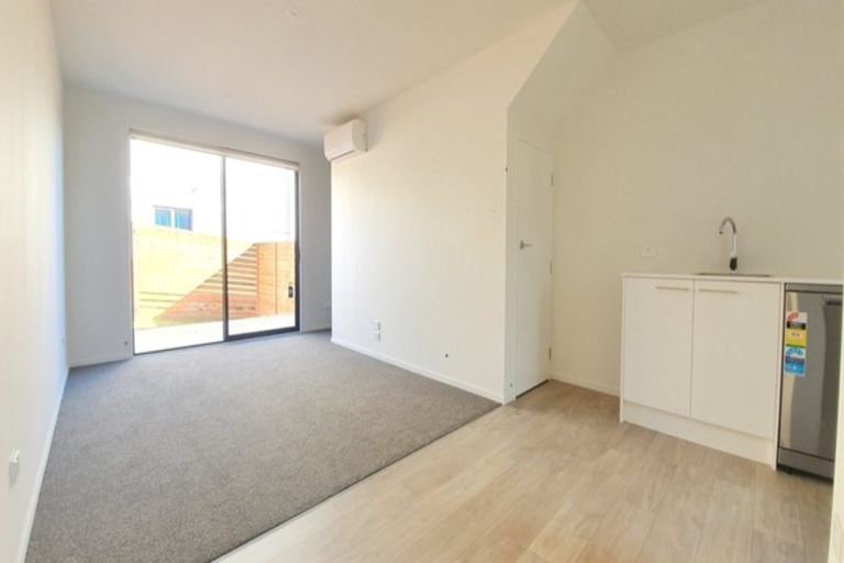 Photo of property in 1/255 Kilmore Street, Christchurch Central, Christchurch, 8011