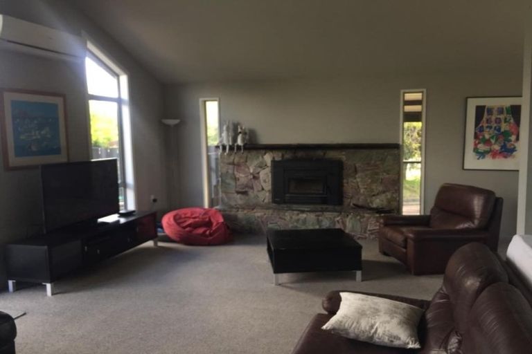 Photo of property in 31 Kowhai Drive, Wanaka, 9305