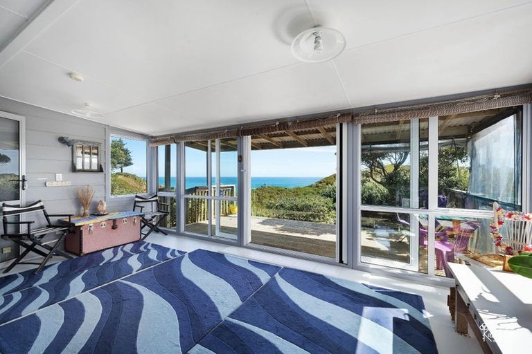 Photo of property in 13 Bayly Street, Baylys Beach, Dargaville, 0377