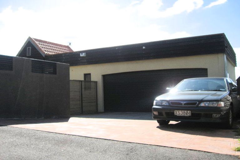 Photo of property in 142 Cockayne Road, Khandallah, Wellington, 6035