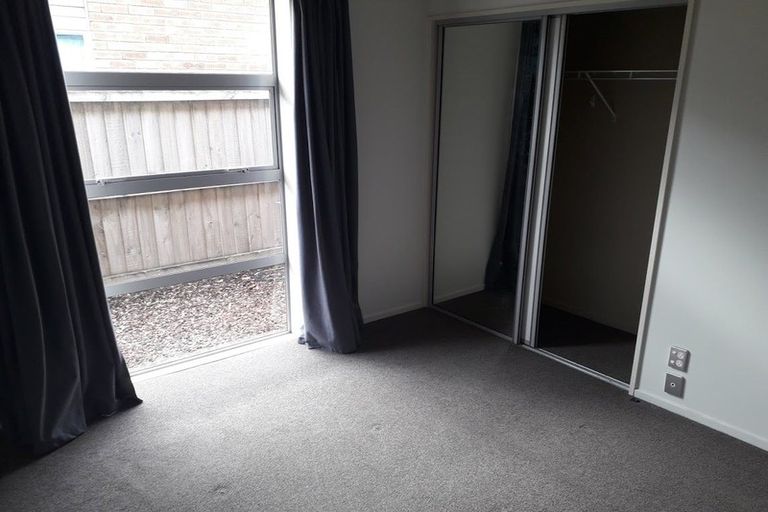 Photo of property in 53 Lyndon Street, Riccarton, Christchurch, 8041