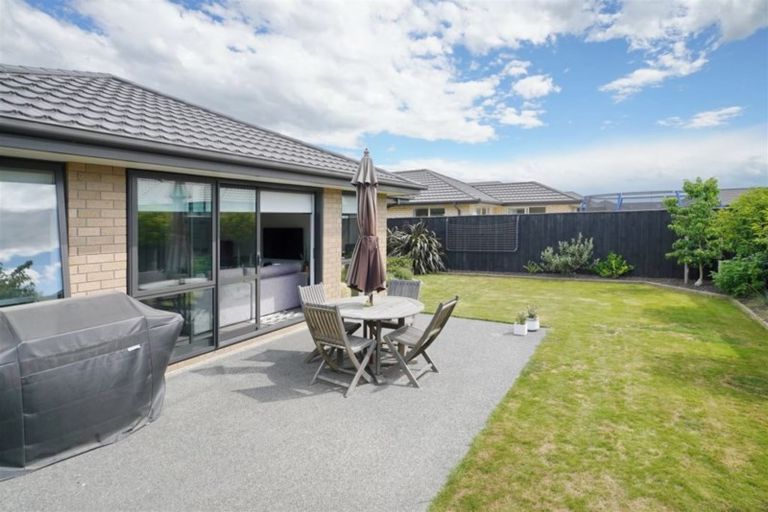 Photo of property in 33 Burford Way, Rolleston, 7615