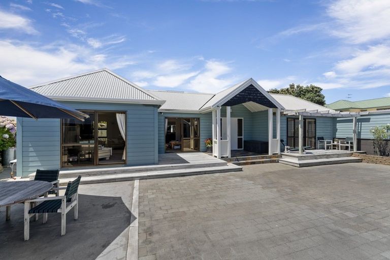 Photo of property in 86 Manly Street, Paraparaumu Beach, Paraparaumu, 5032