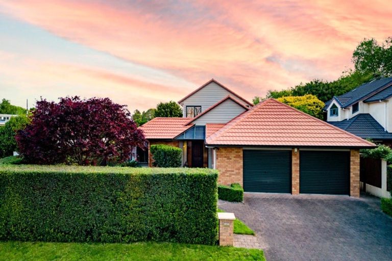 Photo of property in 22 Taylor Street, Cambridge, 3434