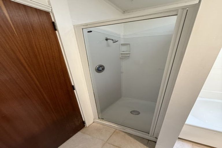 Photo of property in 2/72 Creyke Road, Ilam, Christchurch, 8041