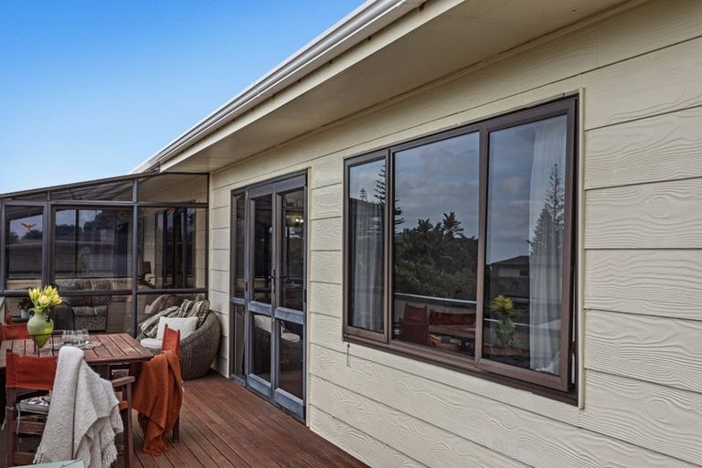 Photo of property in 25 Eruini Street, Ohope, 3121