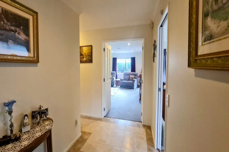 Photo of property in 5 Manhattan Court, Paraparaumu Beach, Paraparaumu, 5032