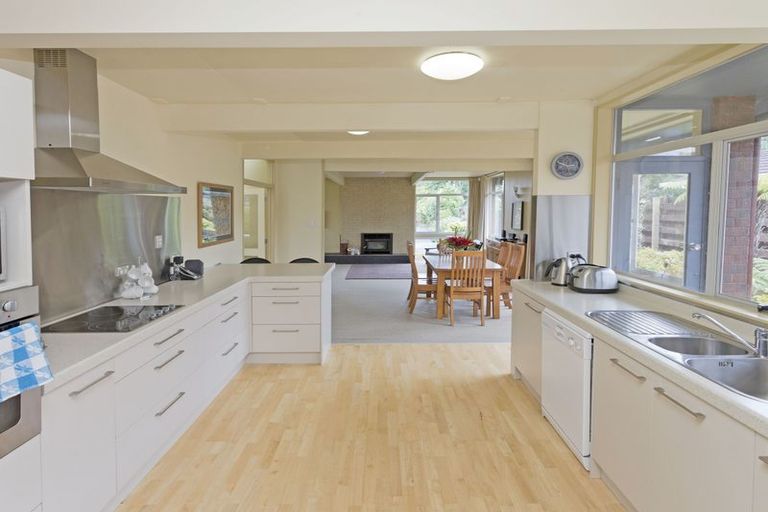 Photo of property in 6 Rochester Street, Awapuni, Palmerston North, 4412
