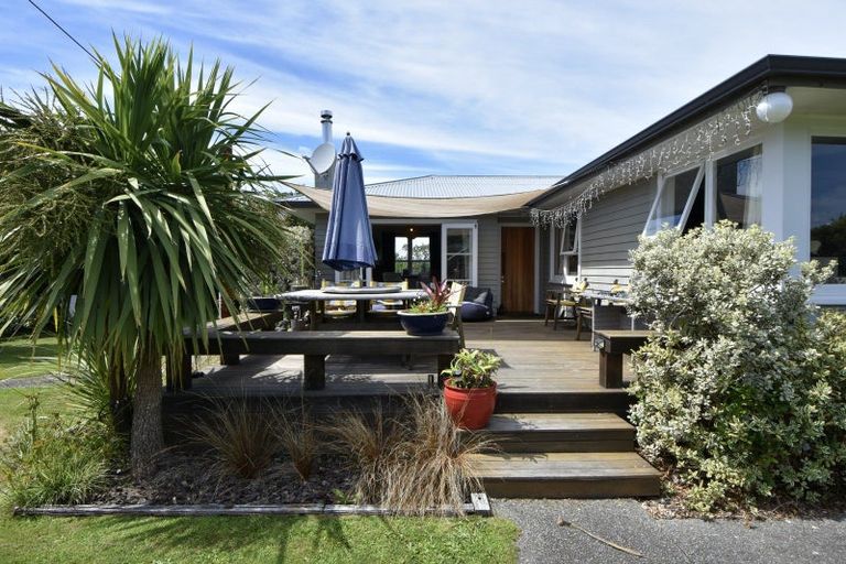 Photo of property in 22 Humphries Street, Greytown, 5712