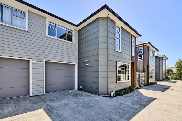 Photo of property in 3 Rose Way, Hutt Central, Lower Hutt, 5011
