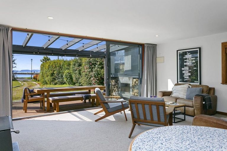 Photo of property in 14 Motuoapa Esplanade, Motuoapa, 3382