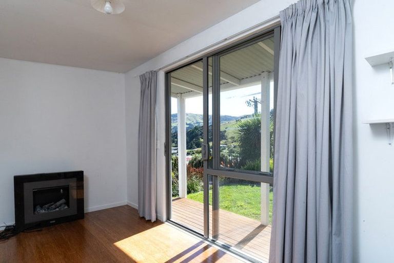 Photo of property in 18 Haywards Lane, Duvauchelle, 7581