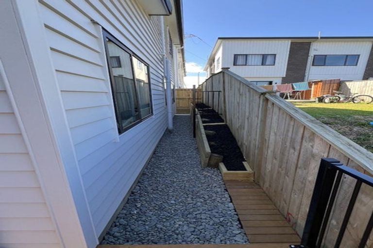 Photo of property in 35 Ksenia Drive, Flat Bush, Auckland, 2019