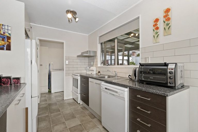 Photo of property in 5 Hyde Avenue, Nawton, Hamilton, 3200