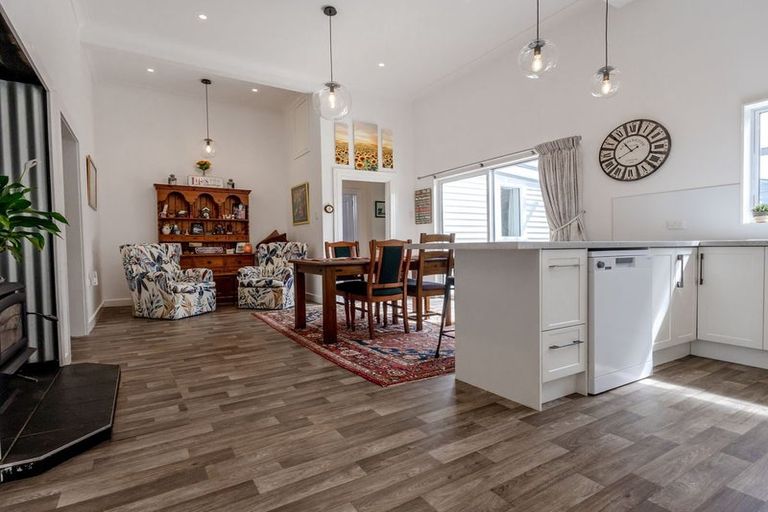 Photo of property in 19 Winnie Street, Greymouth, 7805