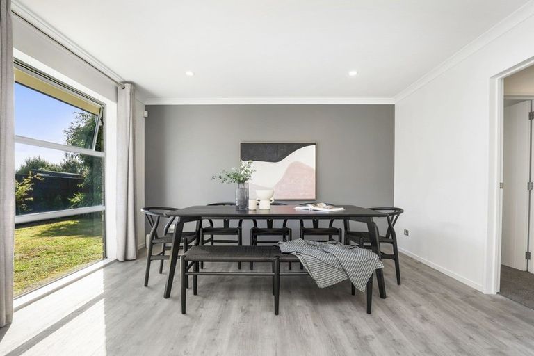 Photo of property in 18 Farleigh Close, Huntington, Hamilton, 3210