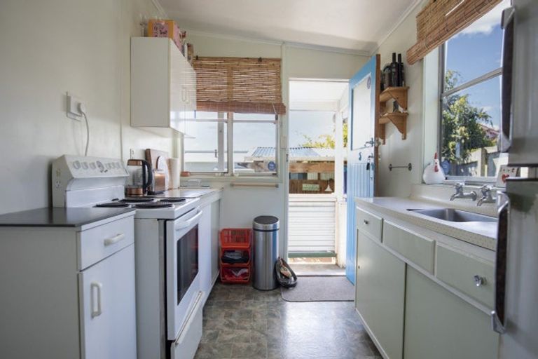 Photo of property in 5a James Street, Raglan, 3225