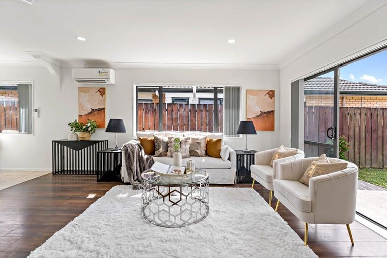 Photo of property in 17 Lolim Place, Favona, Auckland, 2024