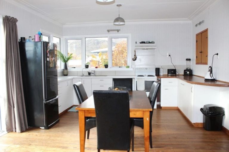 Photo of property in 9 Fastnet Street, Alexandra, 9320