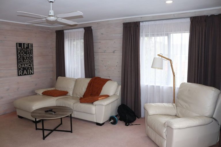 Photo of property in 49 Milan Drive, Glen Eden, Auckland, 0602