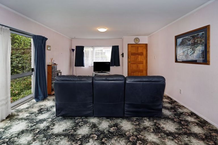 Photo of property in 8/133 Hutchinson Avenue, New Lynn, Auckland, 0600
