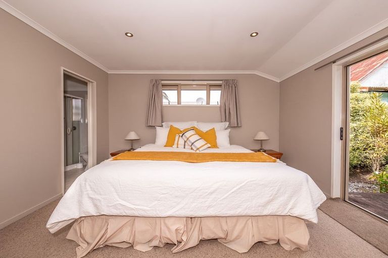 Photo of property in 42 Peel Street, Westport, 7825