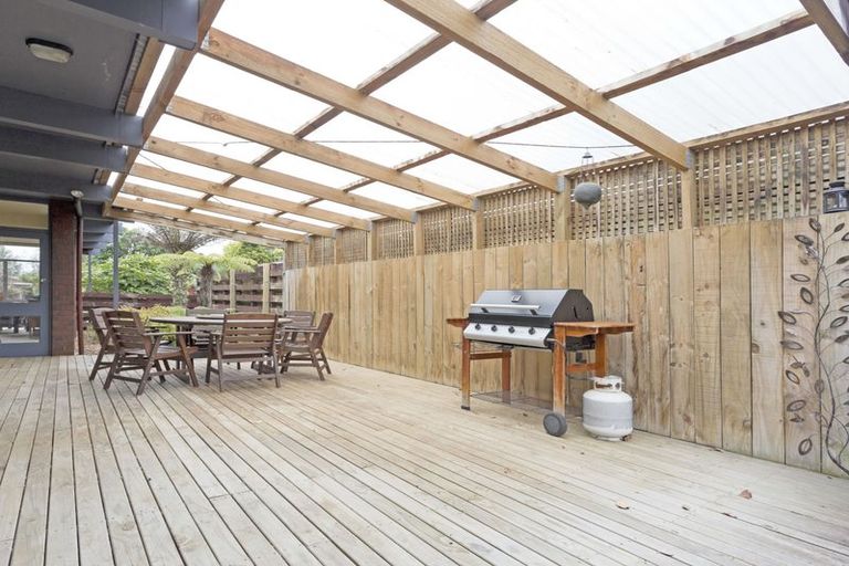 Photo of property in 6 Rochester Street, Awapuni, Palmerston North, 4412