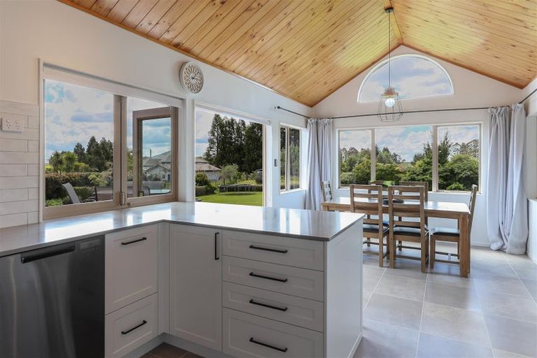 Photo of property in 14 Old State Mill Road, Mamaku, 3020