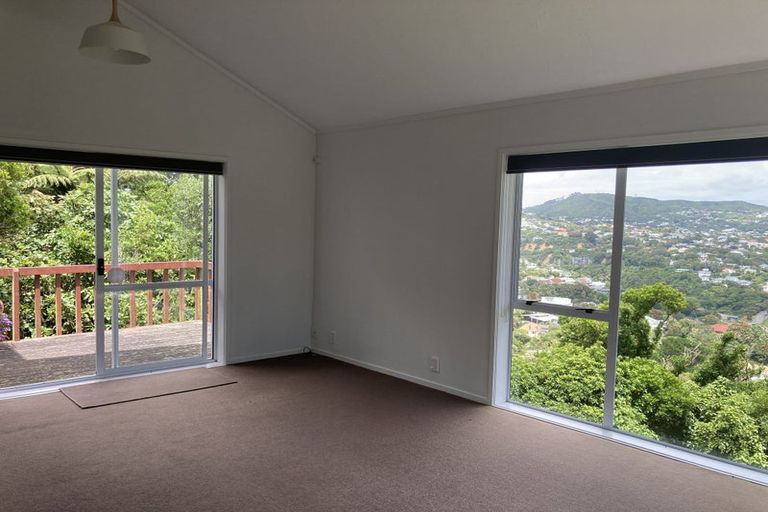 Photo of property in 44 Bedford Street, Northland, Wellington, 6012