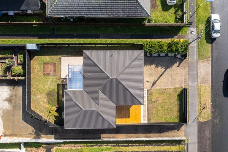 Photo of property in 604b Te Atatu Road, Te Atatu Peninsula, Auckland, 0610