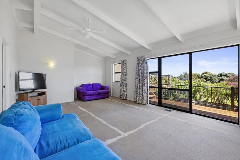 Photo of property in 18 Norwich Avenue, Spotswood, New Plymouth, 4310