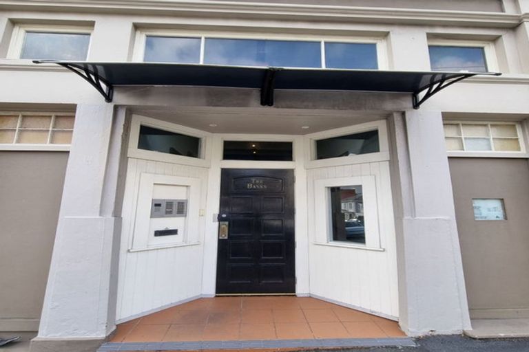 Photo of property in 37u5 Majoribanks Street, Mount Victoria, Wellington, 6011