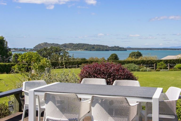 Photo of property in 139 Athenree Road, Athenree, Katikati, 3177