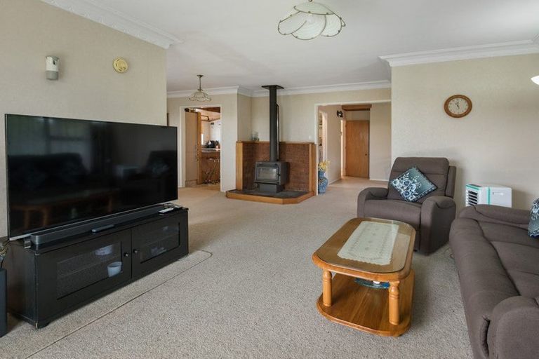 Photo of property in 9 Mcclean Place, Ngatea, 3503