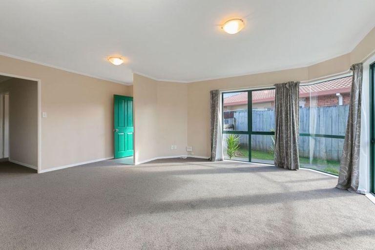 Photo of property in 15 Romana Crescent, Papamoa Beach, Papamoa, 3118