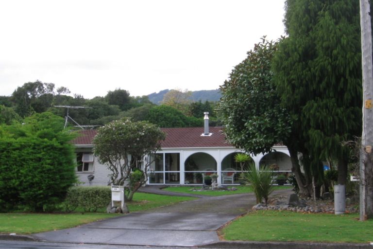 Photo of property in 15 Koromiko Road, Waikanae, 5036
