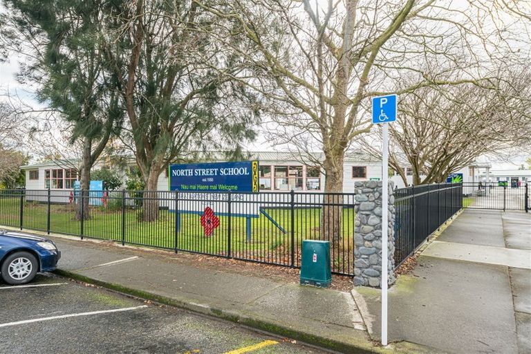 Photo of property in 19 Sandstrom Grove, Feilding, 4702