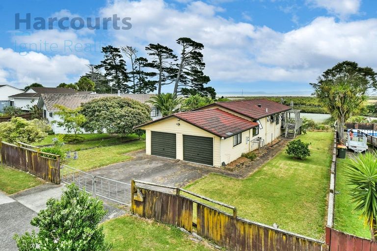 Photo of property in 14 Rukumoana Place, Clendon Park, Auckland, 2103