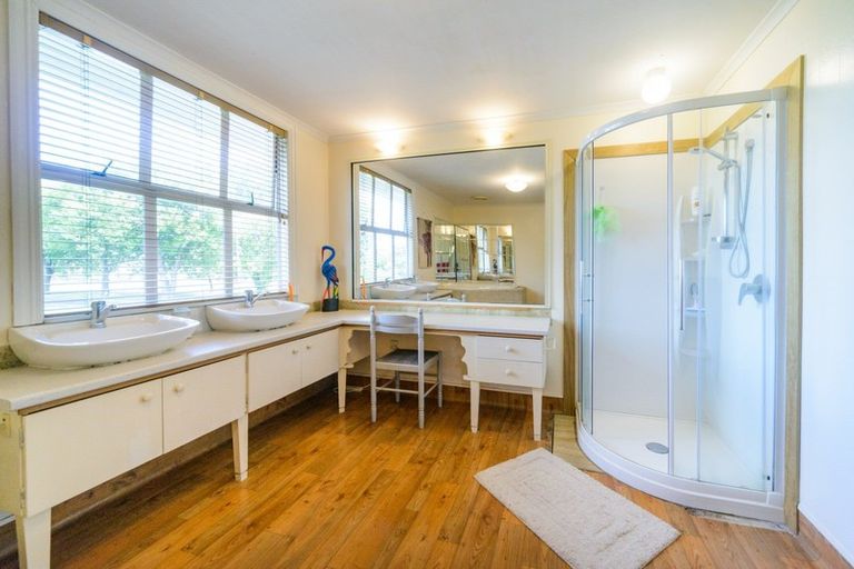 Photo of property in 606 Pioneer Highway, Highbury, Palmerston North, 4412