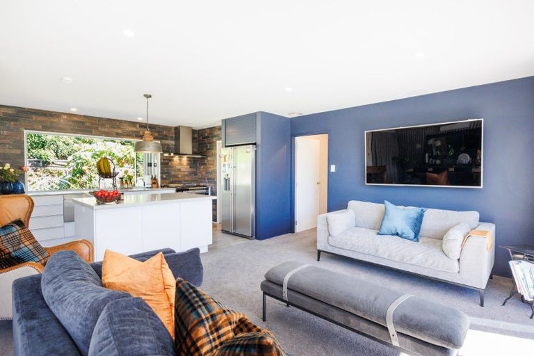 Photo of property in 16 Mudgway Place, Awapuni, Palmerston North, 4412