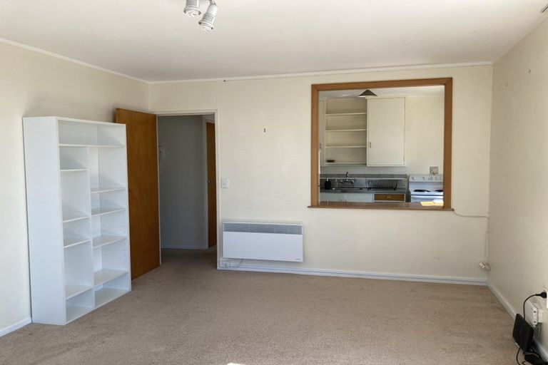 Photo of property in 2u8 Scarborough Terrace, Mount Victoria, Wellington, 6011