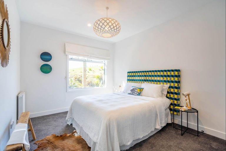 Photo of property in 184-186 Milne Drive, Paraparaumu, 5032