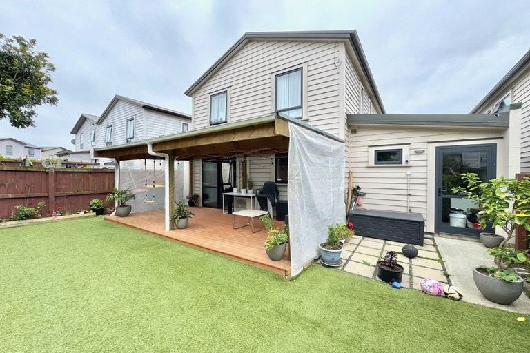 Photo of property in 64 Kaimoana Street, Weymouth, Auckland, 2103