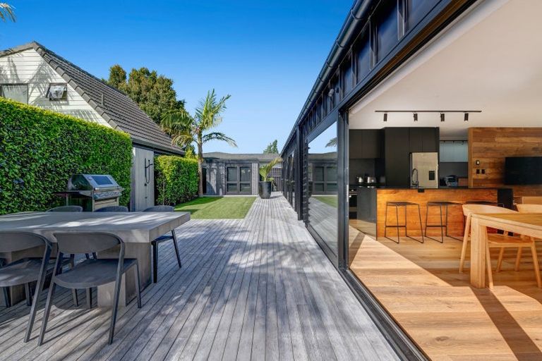 Photo of property in 56 Brixton Road, Manly, Whangaparaoa, 0930